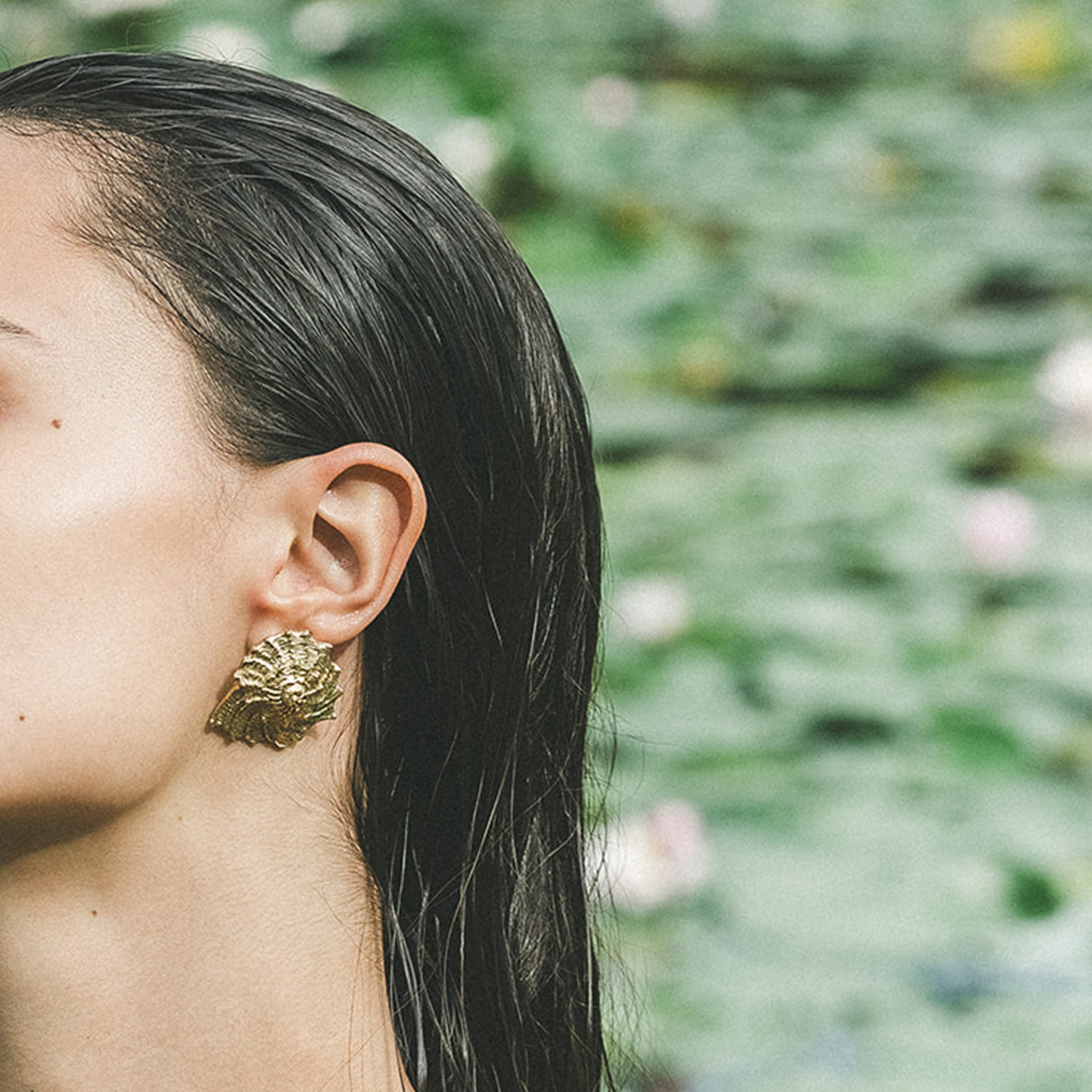 Gold - HAZE & GLORY | Muschel Ohrstecker Goldfarben