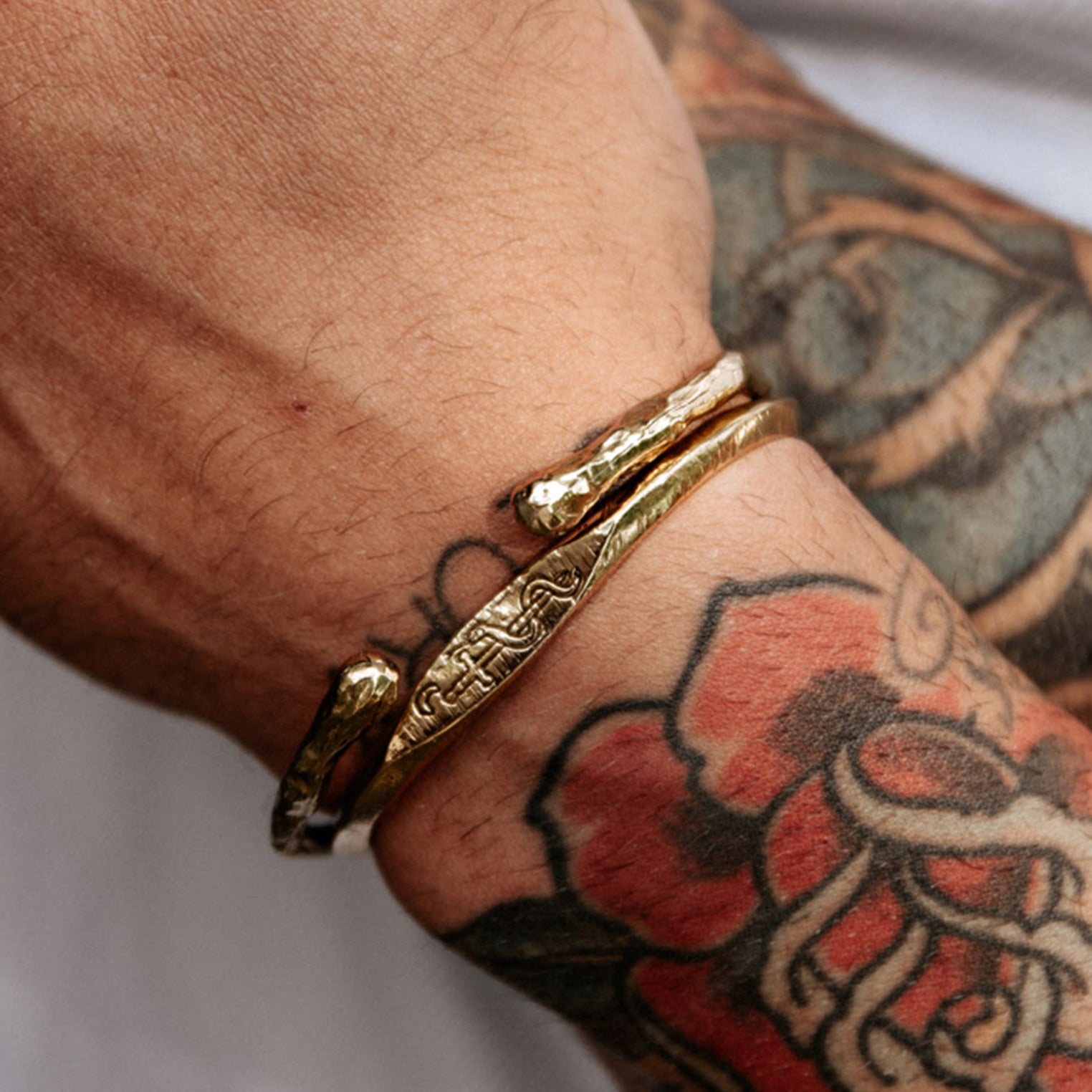 Bones bangle, silver